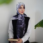 روسری ابریشم مجلسی توییل مدل یاسی