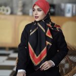 روسری ابریشم مجلسی توییل مدل کلاسیک قرمز