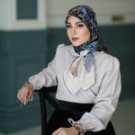 روسری ابریشم مجلسی توییل مدل ساره فیروزه ای