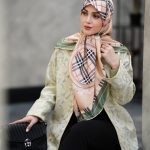 روسری ابریشم مجلسی توییل مدل باربری سبز