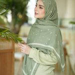 روسری نخی مدل لاله سبز