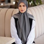 روسری نخی مدل دانتل ذغالی