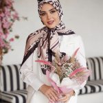 روسری ابریشم مجلسی توییل مدل ملوسک