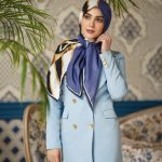 روسری ابریشم مجلسی توییل مدل مجلل آبی