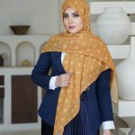 روسری نخی مدل قاصدک خردلی