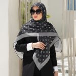 روسری نخی مدل ال وی ذغالی
