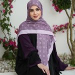 روسری نخی مدل ال وی بنفش