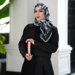 روسری نخی مدل جنگل مشکی