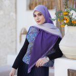 روسری نخی مدل طیفی بنفش