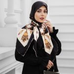 روسری ابریشم مجلسی توییل مدل روشنا کرم مشکی