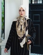 روسری ابریشم مجلسی توییل مدل سما