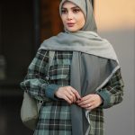 روسری نخی مدل طیفی سبز