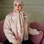 روسری ابریشم مجلسی توییل مدل لیلیوم نسکافه ای