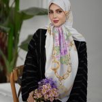 روسری ابریشم مجلسی توییل مدل پاپیون گل یاسی (جامانده)