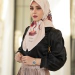 روسری ابریشم مجلسی توییل مدل کلاسیک