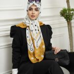 روسری نخی توپ توپی دور خردلی