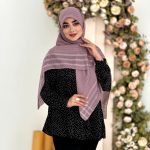 روسری نخی تک رنگ شیک کالباسی