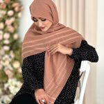 روسری نخی  تک رنگ شیک هلویی