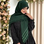 روسری نخی تک رنگ شیک سبز زمردی