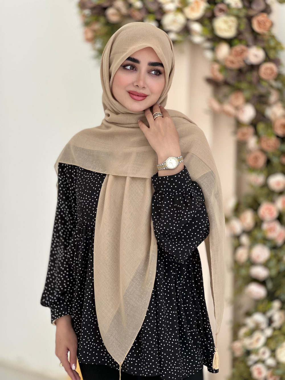 روسری سوپر نخ تک رنگ کرم - Image 1