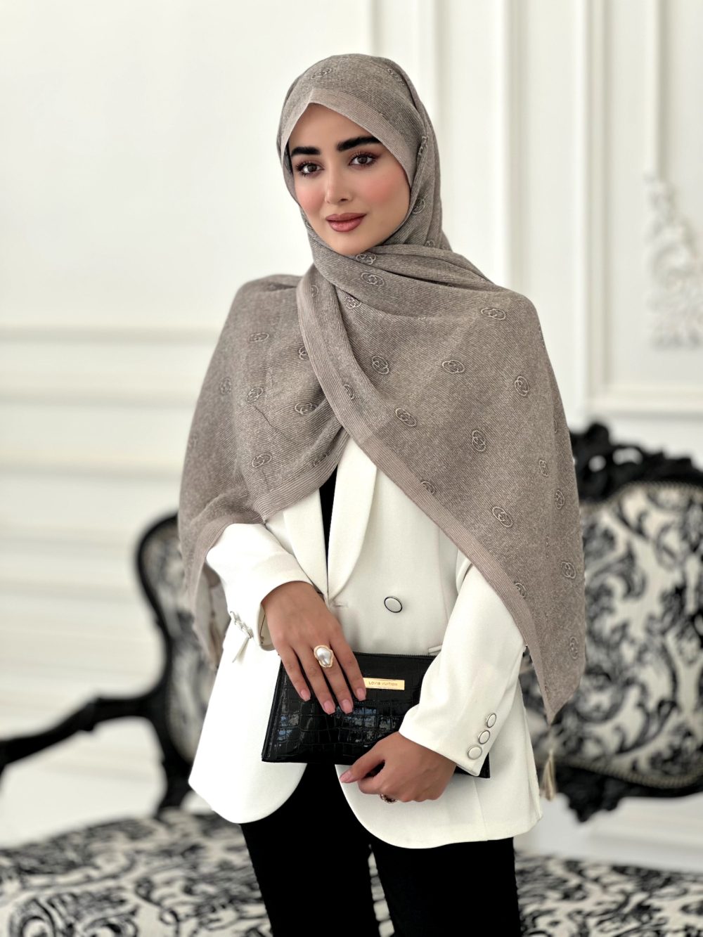 شال طرح دار مجلسی مدل گوچی کرم طوسی - Image 1