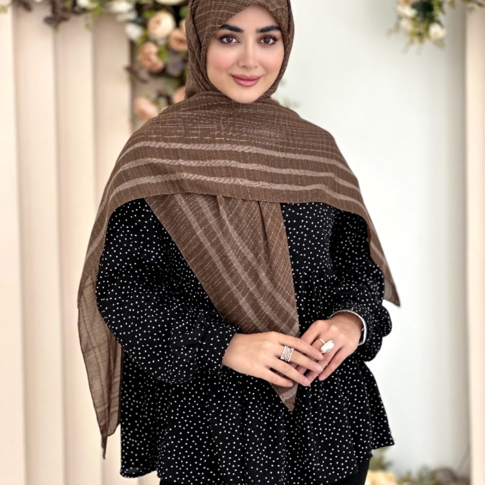 روسری تک رنگ شیک گردویی تیره
