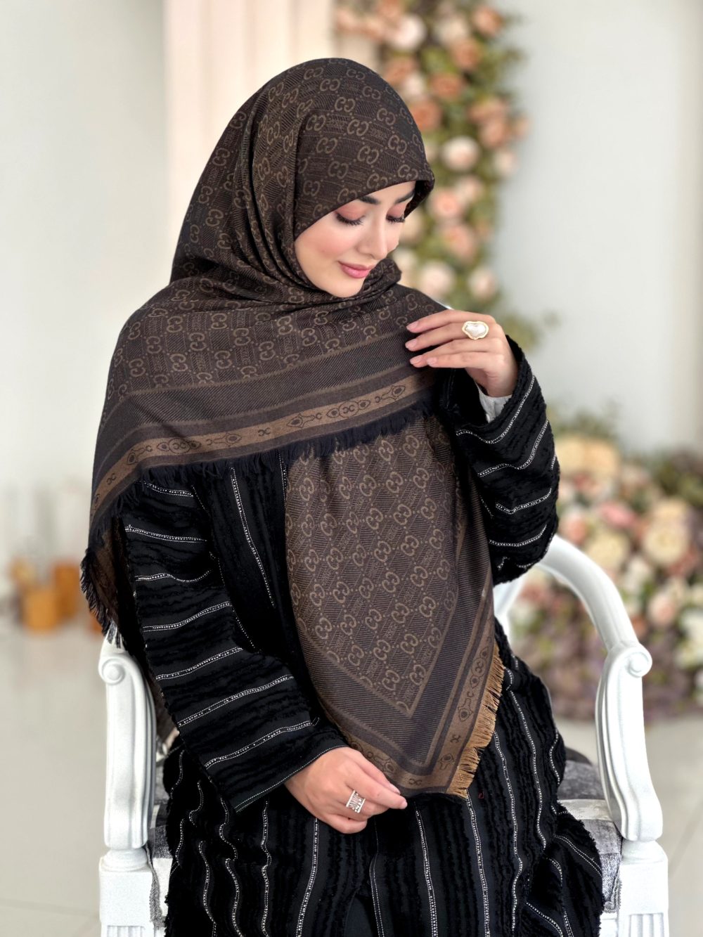 روسری نخی ژاکارد مدل گوچی مسی مشکی - Image 1