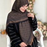 روسری نخی ژاکارد مدل گوچی مسی مشکی