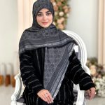 روسری نخ ژاکارد مدل گوچی ذغالی طوسی