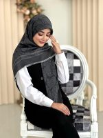 روسری نخ ژاکارد مدل ترمه ذغالی