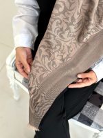روسری نخ ژاکارد مدل باروک نسکافه ای - Image 2