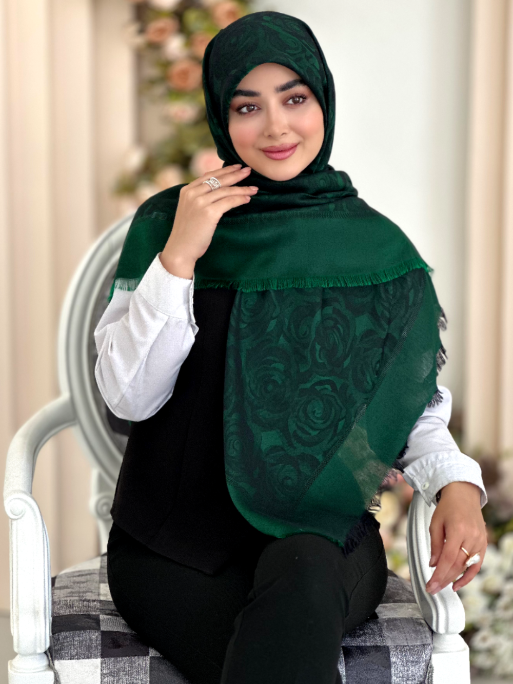روسری نخ ژاکارد مدل رز سبز - Image 1