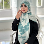 روسری نخی مدل رزا سبز