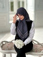 روسری نخی مدل نسترن سرمه ای قواره 110 - Image 2