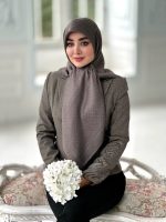 روسری ابریشم نخ ژاکارد مجلسی قواره 110 قهوه ای خاکستری - Image 5