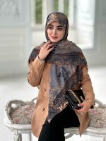 روسری نخی مدل حسناترکیب رنگ نوک مدادی کرم