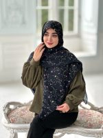 روسری نخی مدل ماه گل زمینه کاملا مشکی