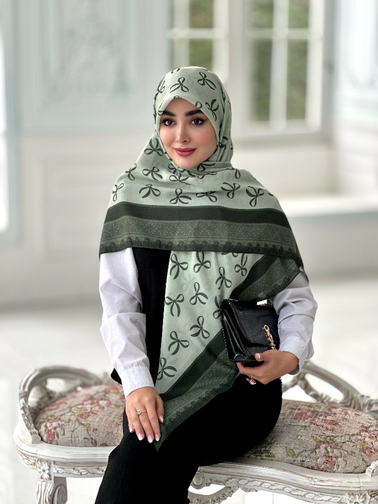 IMG0515_edited_1764277467482 روسری نخی مدل نازنین سبز ملیح - Image 1