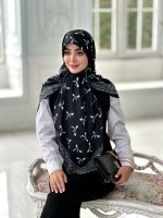 روسری نخی مدل نازنین سفید مشکی