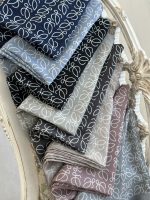 روسری نخی مدل لونا مشکی - Image 3