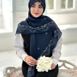 روسری نخی مدل نازگل سرمه ای