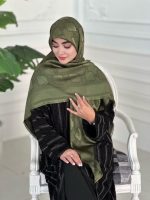 روسری ابریشم نخ ژاکارد مجلسی مدل  سلین سبز