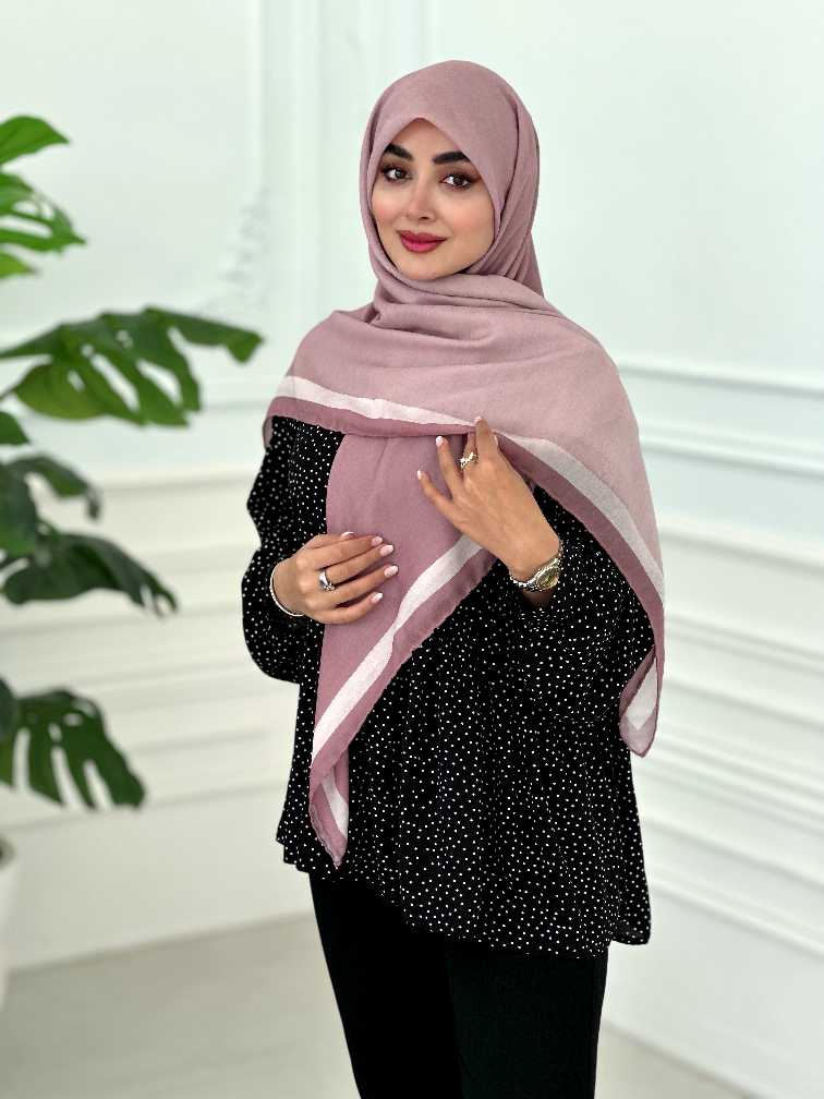 IMG0273_edited_1765565222446 روسری نخی مدل طیفی صورتی کالباسی - Image 1