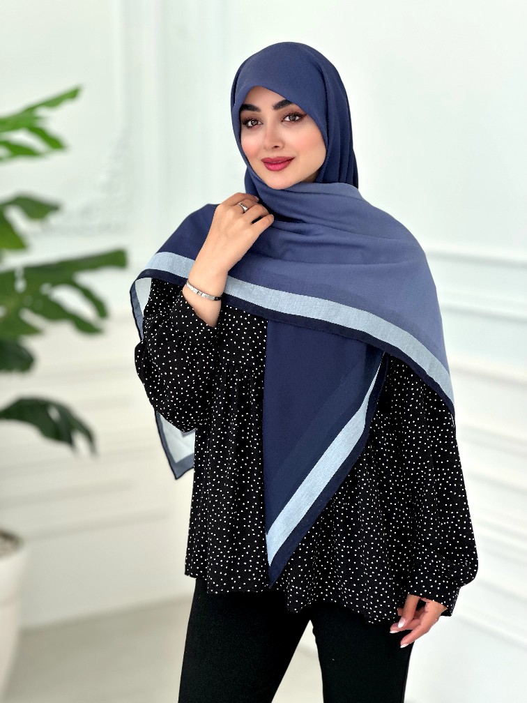 IMG0295_edited_1765565226395 روسری نخی مدل طیفی آبی نفتی - Image 1