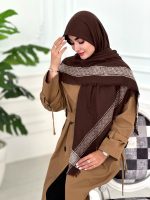 روسری نخ زاکارد مدل پاییز شکلاتی - Image 2