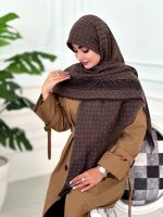 روسری نخ ژاکارد مدل پاییز کرم شکلاتی