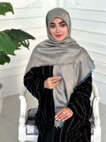 روسری ابریشم نخ ژاکارد مجلسی مدل گوچی شکوفه آبی نسکافه ای