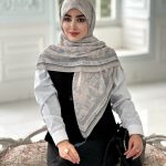 روسری پلیسه مجلسی مدل دیور تناژ آبی ملیح