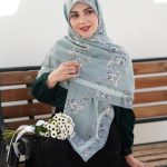 روسری نخی مدل نوری