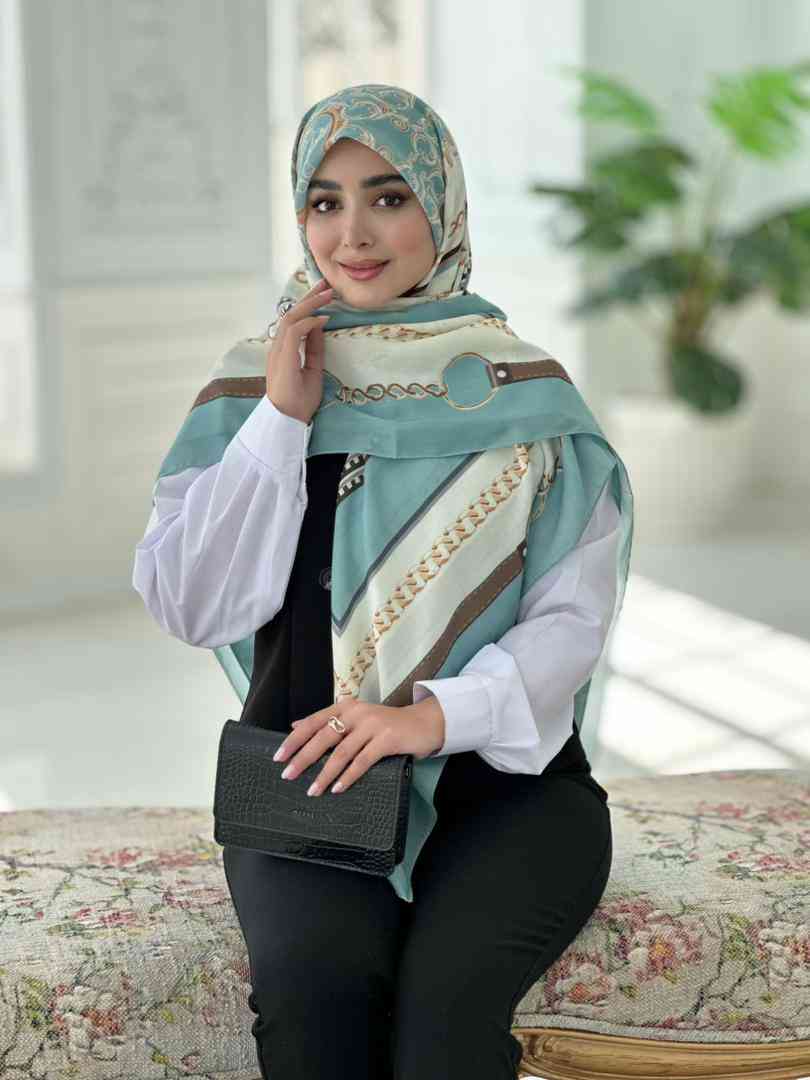 IMG20260225WA0016_edited_1772048581870 روسری نخی مدل همتا تناژ سبز کرم - Image 1